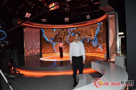 联腾高清LED屏助凤凰卫视香港台启播式