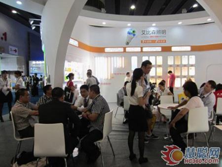 光亚展艾比森“一天送样、七天交货”受青睐