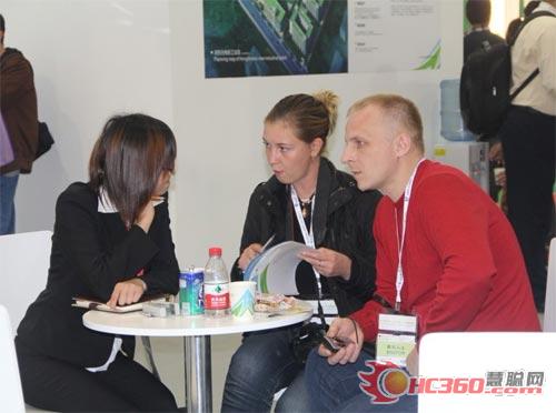 鸿利LED商业照明方案COB新技术产品亮相