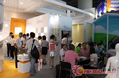 艾比森携全线照明产品隆重亮相光亚展