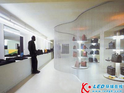 飞利浦为商业照明量身定制璀璨LED筒灯