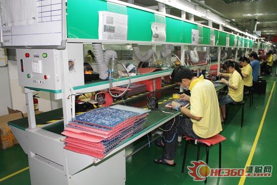 雷凌显示：走LED显示屏产业的特色之路