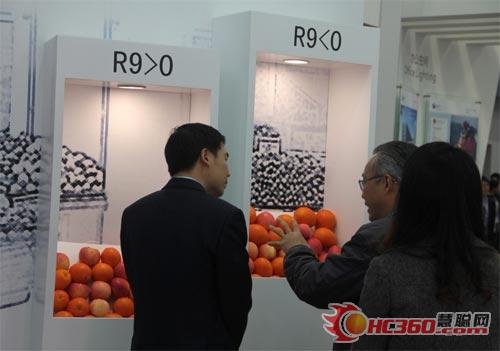 鸿利LED商业照明方案COB新技术产品亮相