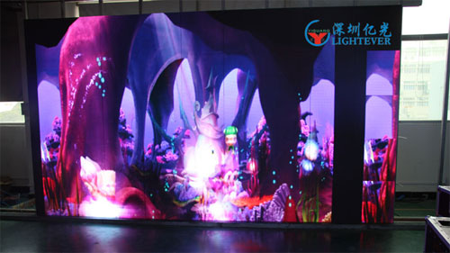 裸眼3D高清P4全彩LED屏将入驻迪斯尼