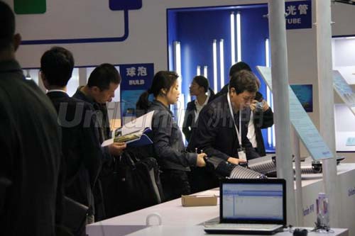 洲明超轻超薄高端LEDKAKA系列闪耀国际展