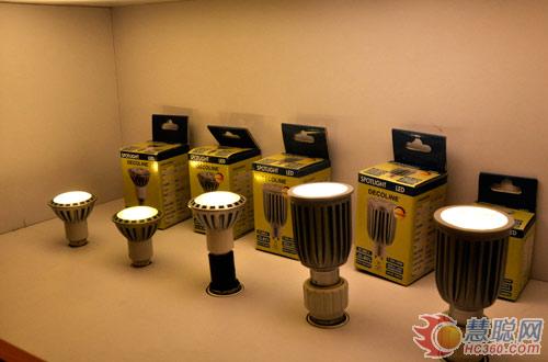 柏狮光电：田忌赛马 以智取胜