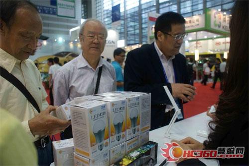 聚作照明闪耀高交会 高品质LED产品倍受青睐