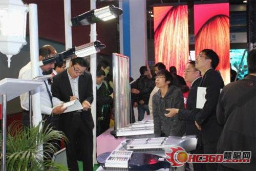 洲明参加第八届广州国际LED展满载而归