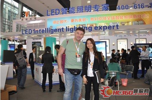 朗视光电参展广州国际LED展 绽放智能光彩