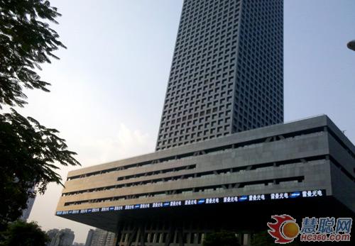 雷曼光电LED显示屏项目落户深交所 雷曼光电LED显示屏项目落户深交所