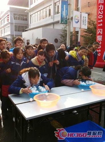 雷士万州举办年会 腾飞2012再攀高峰 雷士万州举办年会 腾飞2012再攀高峰