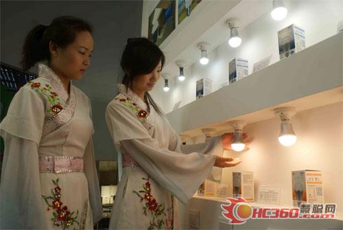 聚作照明闪耀高交会 高品质LED产品倍受青睐