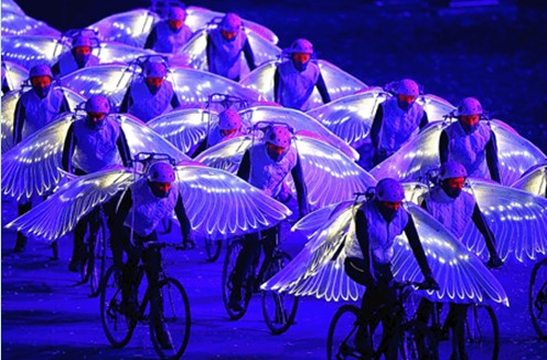 LED灯扮靓奥运主办城伦敦 游客流连忘返