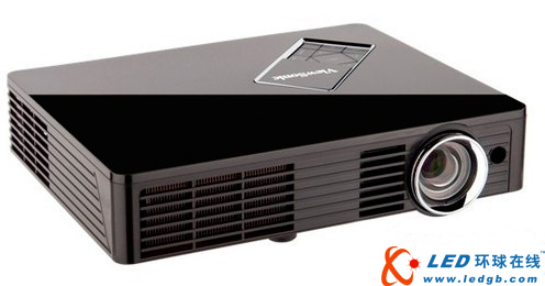 优派500流明LED投影推进实用时代