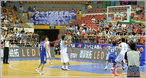 最高清LED围圈屏直播2012世俱杯冠军争夺战