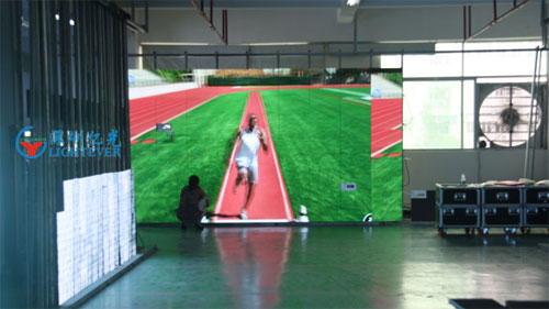 裸眼3D高清P4全彩LED屏将入驻迪斯尼