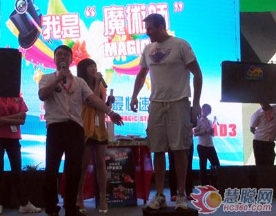 “我是魔术师”点燃北京灯光音响展激情