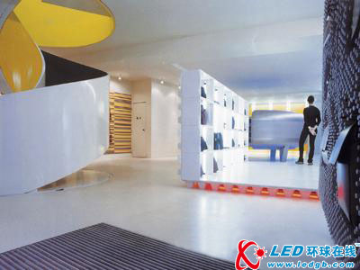 飞利浦为商业照明量身定制璀璨LED筒灯