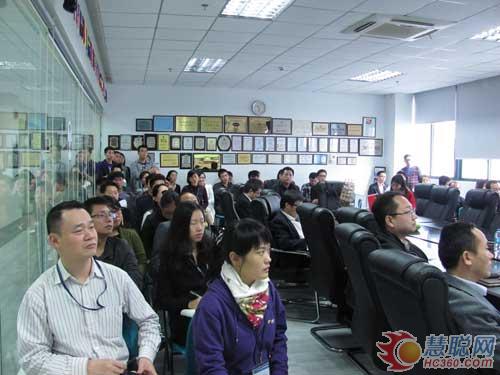 雷曼光电举行“第二代磁冷路灯”产品发布推广会