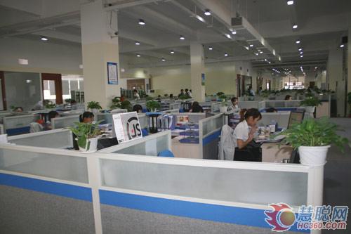 洲明科技:精益求精 树立行业第一品牌形象 洲明科技:精益求精 树立行业第一品牌形象