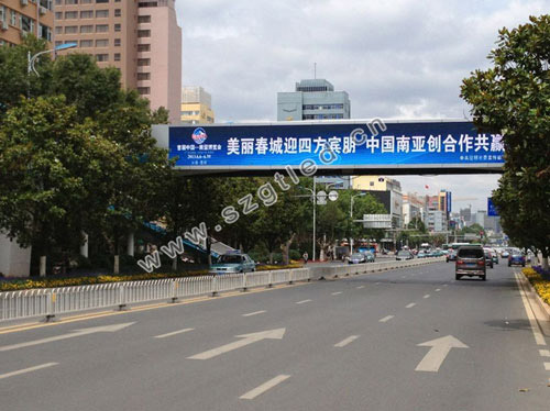 顾通P10户外全彩LED显示屏成功入驻昆明