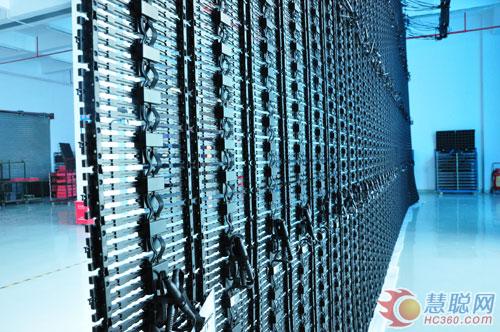 雷迪奥光电：创意显示屏绽放别样精彩