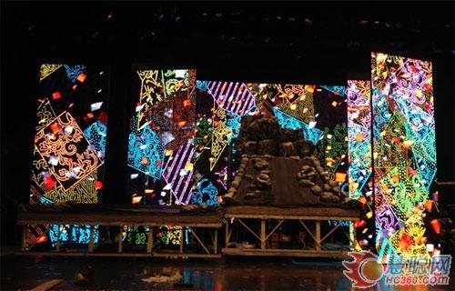 硅芯半透明LED显示屏成功应用日本大剧场