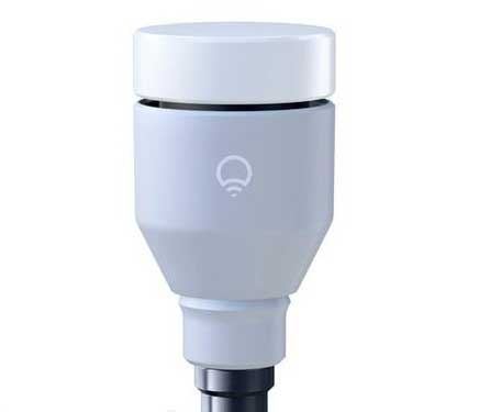 由无线Wi-Fi连接的无线“智能”灯泡来了