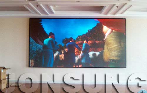 中祥四通打造安徽池州葡萄园大酒店室内LED显示屏 中祥四通打造安徽池州葡萄园大酒店室内LED显示屏