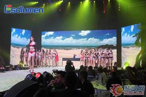 易事达LED显示屏闪耀比利时顶级模特大赛