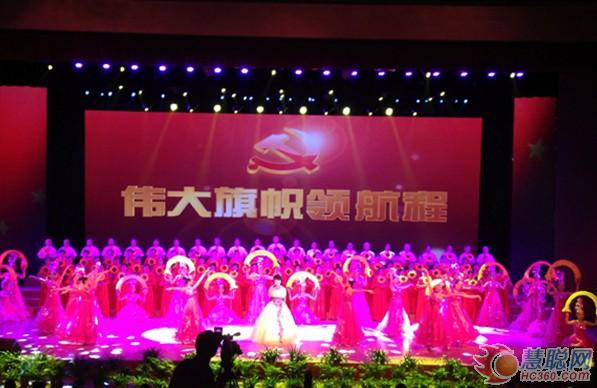 立翔慧科室内全彩显示屏闪耀滁州大剧院