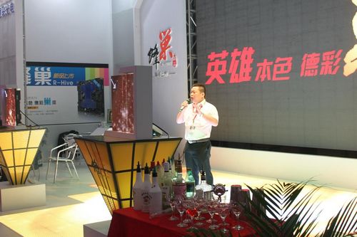 德彩光电租赁新品“蜂巢”闪耀2013北京灯光音响展