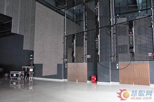 雷迪奥光电：创意显示屏绽放别样精彩