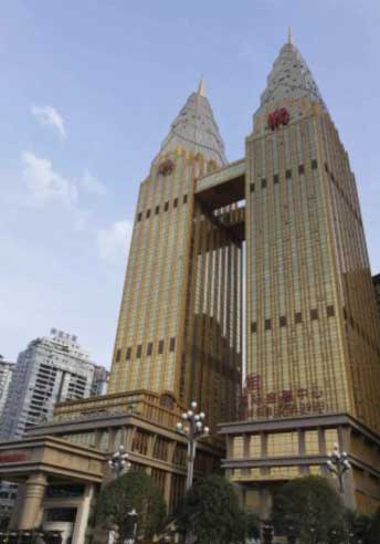 立翔慧科H亮幕零钢构LED显示屏天幕