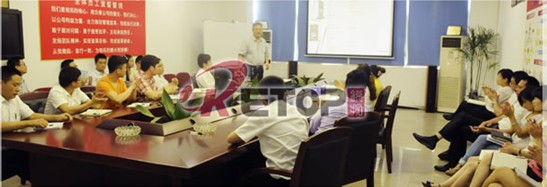 锐拓显示发布LED广告刷屏机新产品