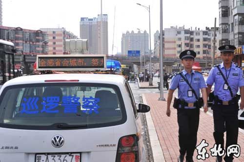哈尔滨10台安装LED屏警务巡逻车上岗