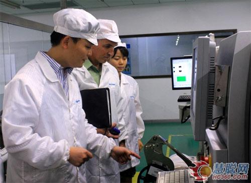 美国能源之星和EPA官员造访九洲光电