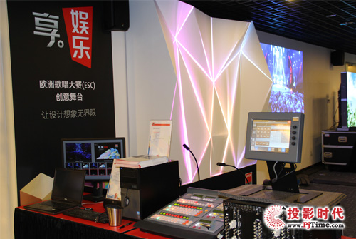 高亮工程投影机不让LED屏在舞台演出独美