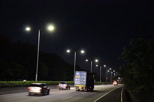 广深高速启动LED灯改造项目