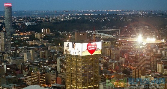 美卡乐用超高测试标准 携手LED屏厂铸造完美案例