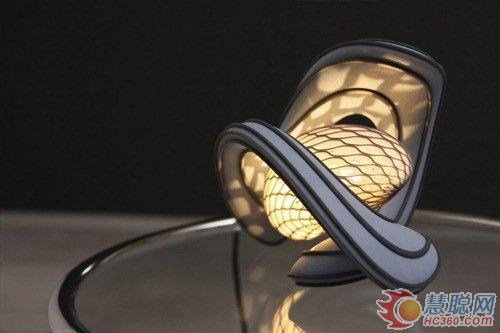 利用高级3D打印技术制作出蚕茧LED灯具