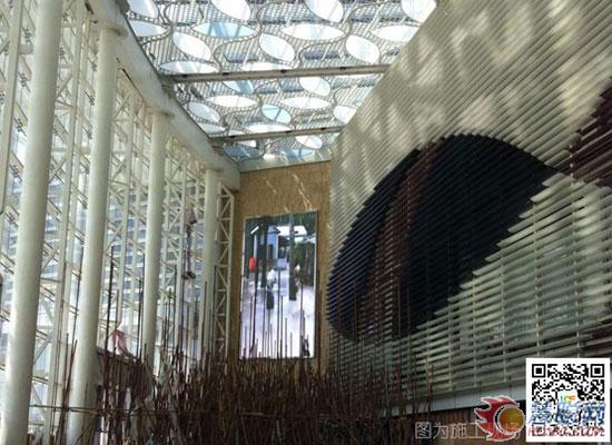 立翔慧科LED天幕初绽光彩 亮相华发商都