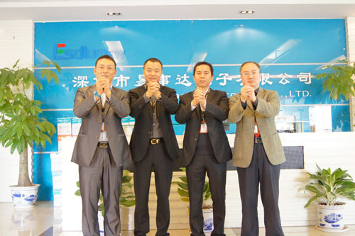 喜迎2014 慧聪LED屏网携精英企业马上送祝福