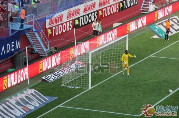 锐拓显示添彩土耳其足球超级联赛