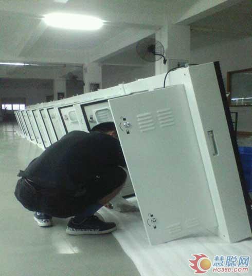 深圳鑫亿光户外P16全彩屏出货欧美