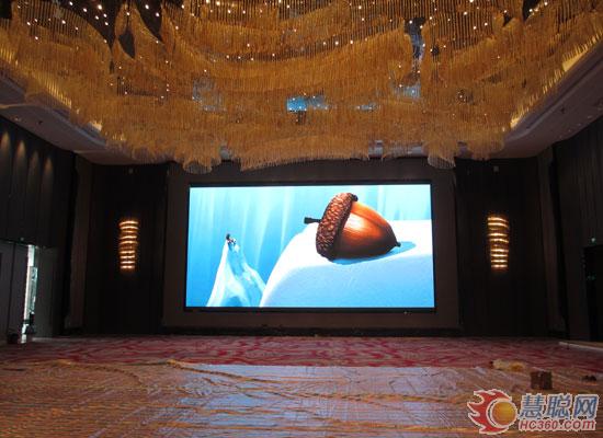 十佳工程案例评审 锐拓万达酒店高精度LED显示屏