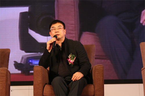 2013年LED屏高峰论坛：专家企业领导把脉行业发展