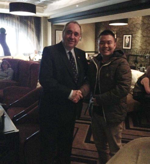 认可中国制造 苏格兰总理约见易事达销售代表