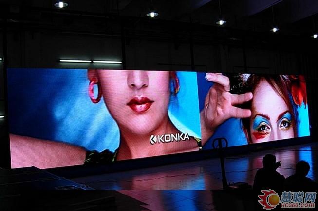 LED显示屏常见的安装方式有哪些