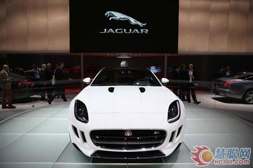 奥拓电子高密度LED显示系统闪耀日内瓦车展